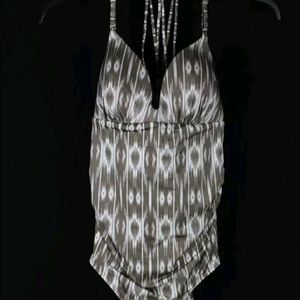 Athleta Strappy one piece swimsuit! NWT!🌊 🌴🎉